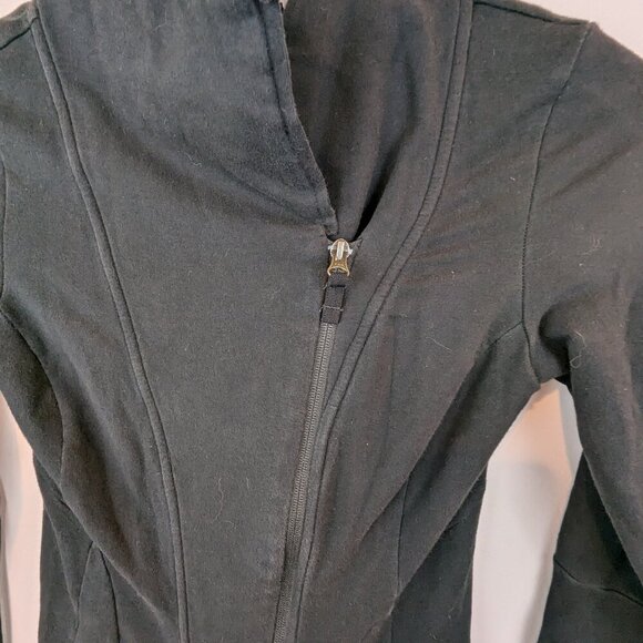 The North Face Asymmetrical Zip in Black, Women's Size XS - Picture 3 of 4